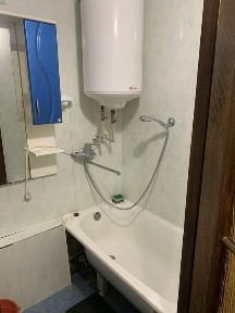 Продам 1 квартиру. Центр города.