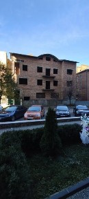 Продається комерційне приміщення