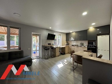 Будинок 90м2 діл 7 сот. вул. Садова, Осокорки до м. Славутич 4 км.