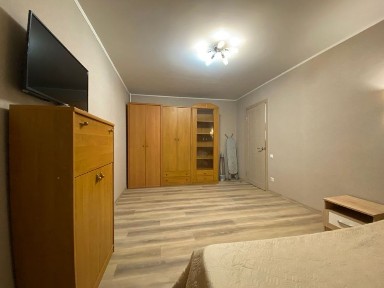 Київ, Шевченківський, вулиця Юрія Іллєнка 7