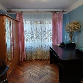 1-кімнатна біля метро Сирець, з технікою - 10000 грн від власника