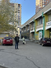 Київ, Дарницький, вулиця Ревуцького 16А
