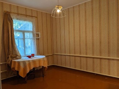 Продається 1/2 дому з окремим входом і ділянкою