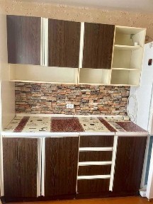 Продаж 2К квартири б. Верховної Ради 28.