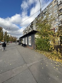 Продаж 200 м2. під магазин, клініку, офіс. Фасад !