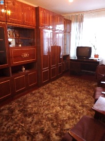 Сдам 2 комнатную мебелированную с техникой квартиру в Нежине на длительный срок