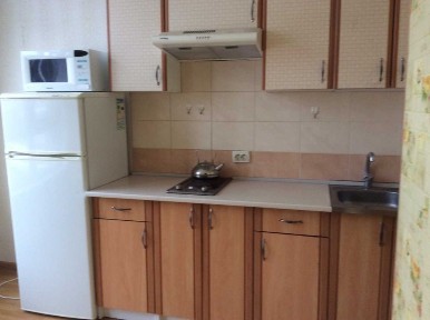 Продаж квартири з ремонтом та меблями вул. Ракетна 24 в Києві