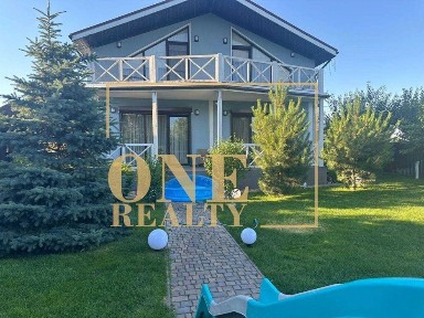 Продаж 3 поверх. будинку з ландшафтним дизайном в с. Щасливе БЕЗ%%%