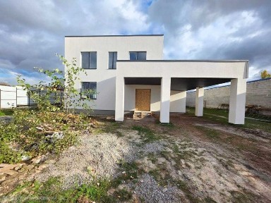 Бобриця продаж будинку 165м. кв. 10 соток поруч з річкою Ірпінь