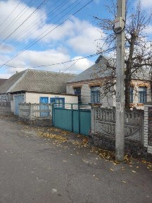 Продаж просторого будинку смт. Рокитне