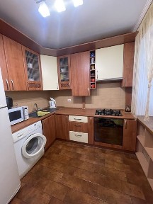 Продаж 3 кімнатної квартири Виставка індивідуальне опалення