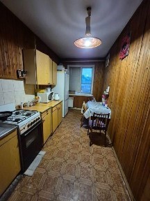 Продаж трьох кімнатної квартири