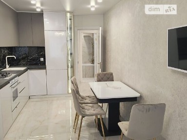 Продаж 2к квартири 57 кв. м на вул. Київська 9Д • ID 33679005