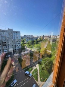 Продам 1 кім Шкільна 2