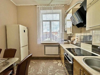 Оренда 2-кімнатної квартира в центрі міста вул. Площа Ринок