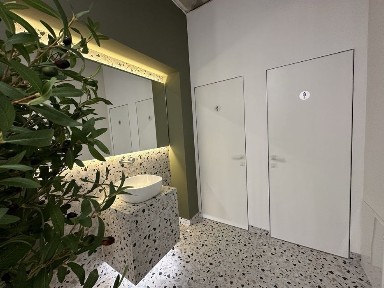 Житомир, Житній ринок, Київська 60