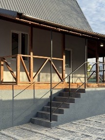 Будинок з новим ремонтом