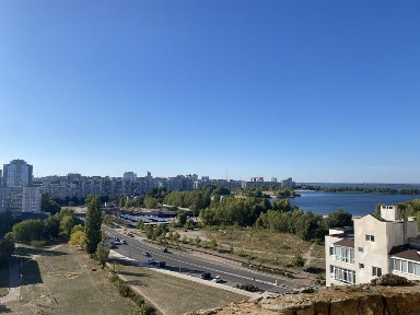 Героїв Дніпра, 23