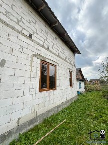 Продається половина будинку