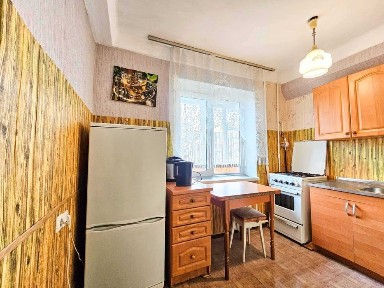 Двокімната квартира 45m2 з газом |м| Академмістечко