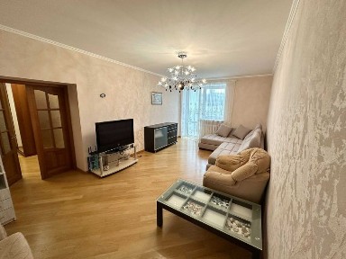 2к. квартира з чудовим ремонтом Турецьке містечко, Севастопольська пл.