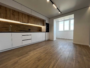 Продам 2 кімнатну квартиру з якісним ремонтом