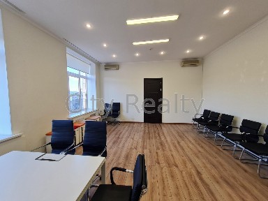 Киев, Крещатик ул., 7/11