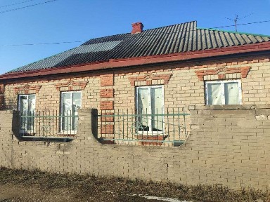 Продам відмінний будинок в Дергачах цегляний 90 кв м