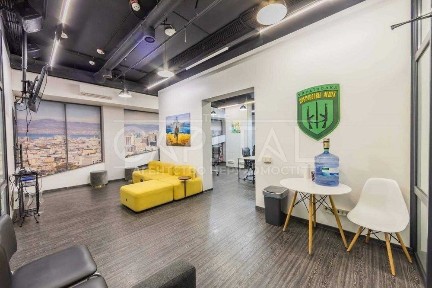 Продаж 195м2/ Офіс /Глибочицька/ЖК Покровський Посад/Шевченковский