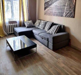 Двокімнатна в самому ЦЕНТРІ / Цегляний будинок