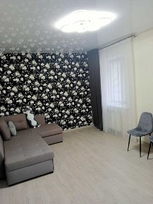 Простора 1 кім. кв. з індивідуальним опаленням на Браїлках