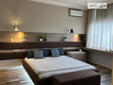 вулиця Андрія Верхогляда, мікрорайон Чорна Гора, район Печерський, Київ, метро Звіринецька (Дружби народів), вул. Андрія Верхогляда 9, кв. 200 • ID 33603046