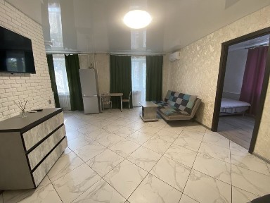 Оренда 2к квартири на Соцмісті