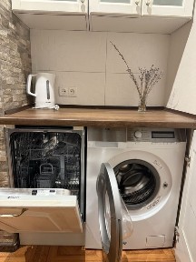 Сдам 3х кімн Центр Набережна