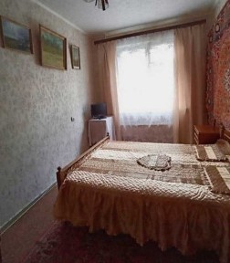 Продам 2-к. квартиру, метро 