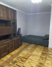 Оренда 1 кімнатна на Космосі