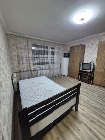 Оренда 1-кім. на 1 поверсі