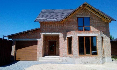 Продам будинок в елітному масиві за 