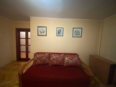 Київ, Шевченківський, вул. Юрія Іллєнка 7