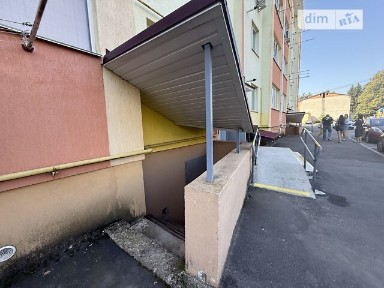 Продаж комерційного приміщення на вул. Грушевського, площа 30 кв. м • ID 33475906