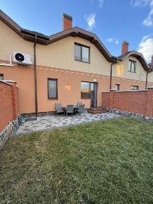 Оренда будинка (Таунхаус), Набережна