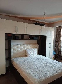 М. Новоселиця. Продається 3-кімнатна квартира