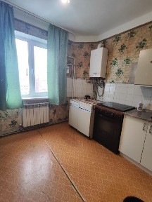 Продам 3 кімнатну квартиру з автономним газовим опаленням