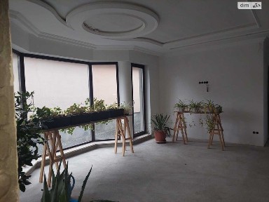 Продаж двохповерхового будинку