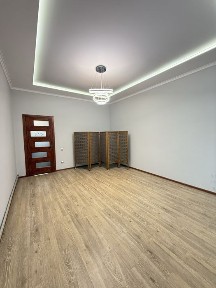 Оренда окремої кімнати під офіс/кабінет у центрі міста