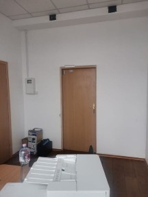 Здам офіс приймальня 2 кабінети пр. Соборний центр комунальні електро.