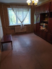 Трехкомнатная квартира в Лозовой