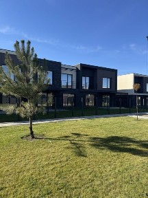 Таунхаус з ремонтом