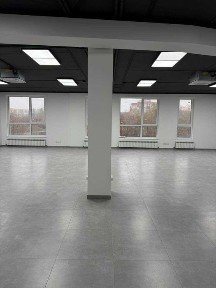 Оренда приміщення в бізнес центрі Кут