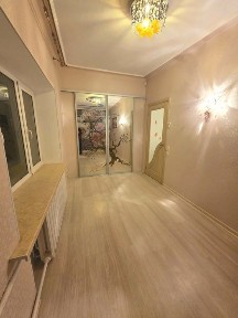 2-комнатная квартира возле Дворца Спорта